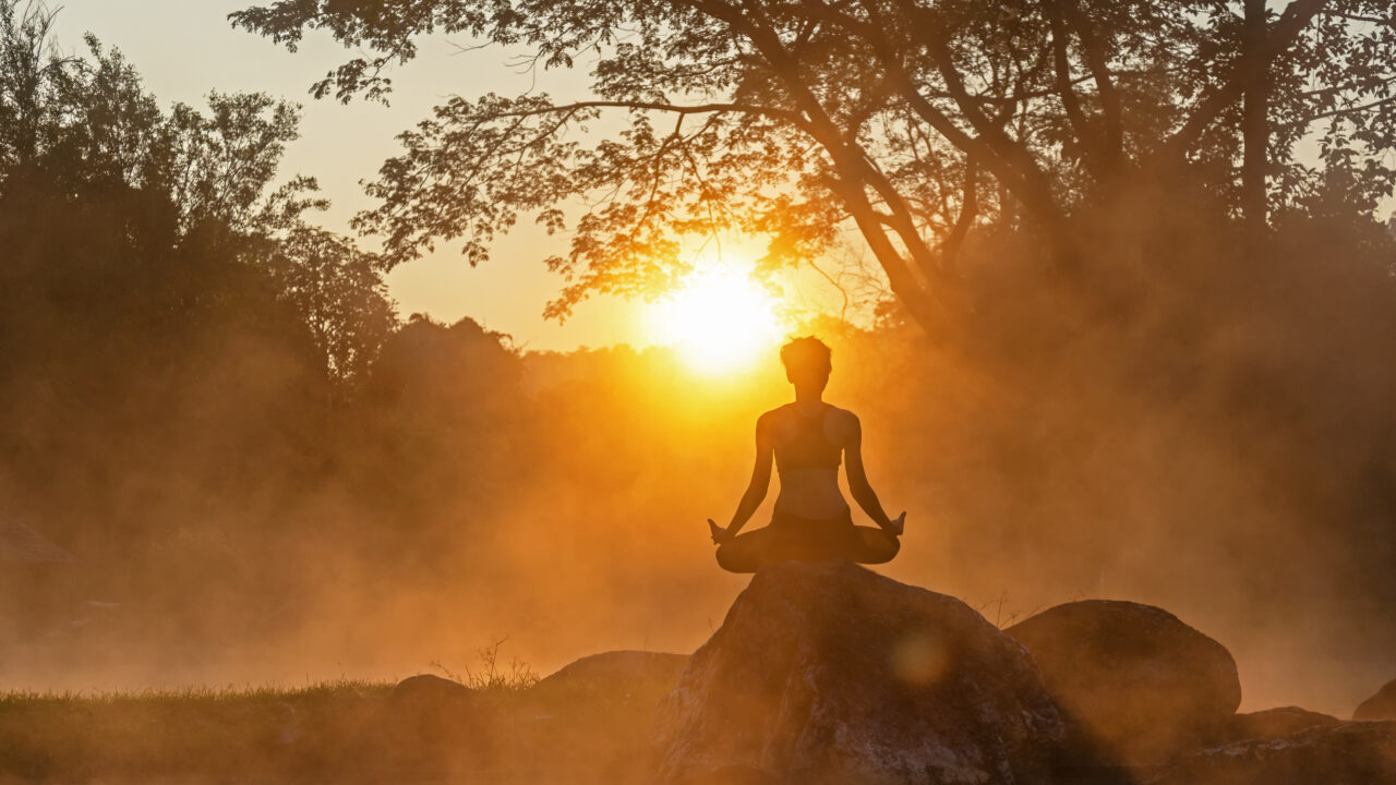 【UIアウトプット】DailyUI #073_Virtual Reality UIデザイン