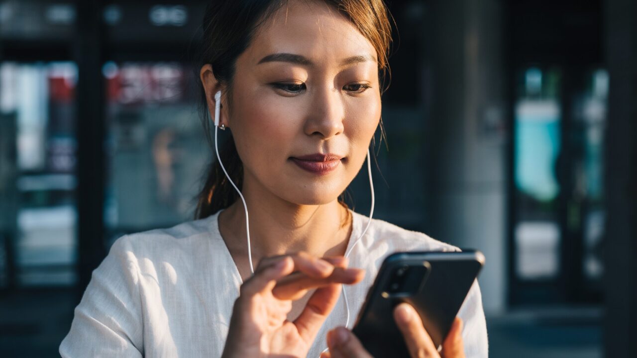 スピークバディは中高年でも効果ある?AIコーチが“英語脳”を育てる秘密