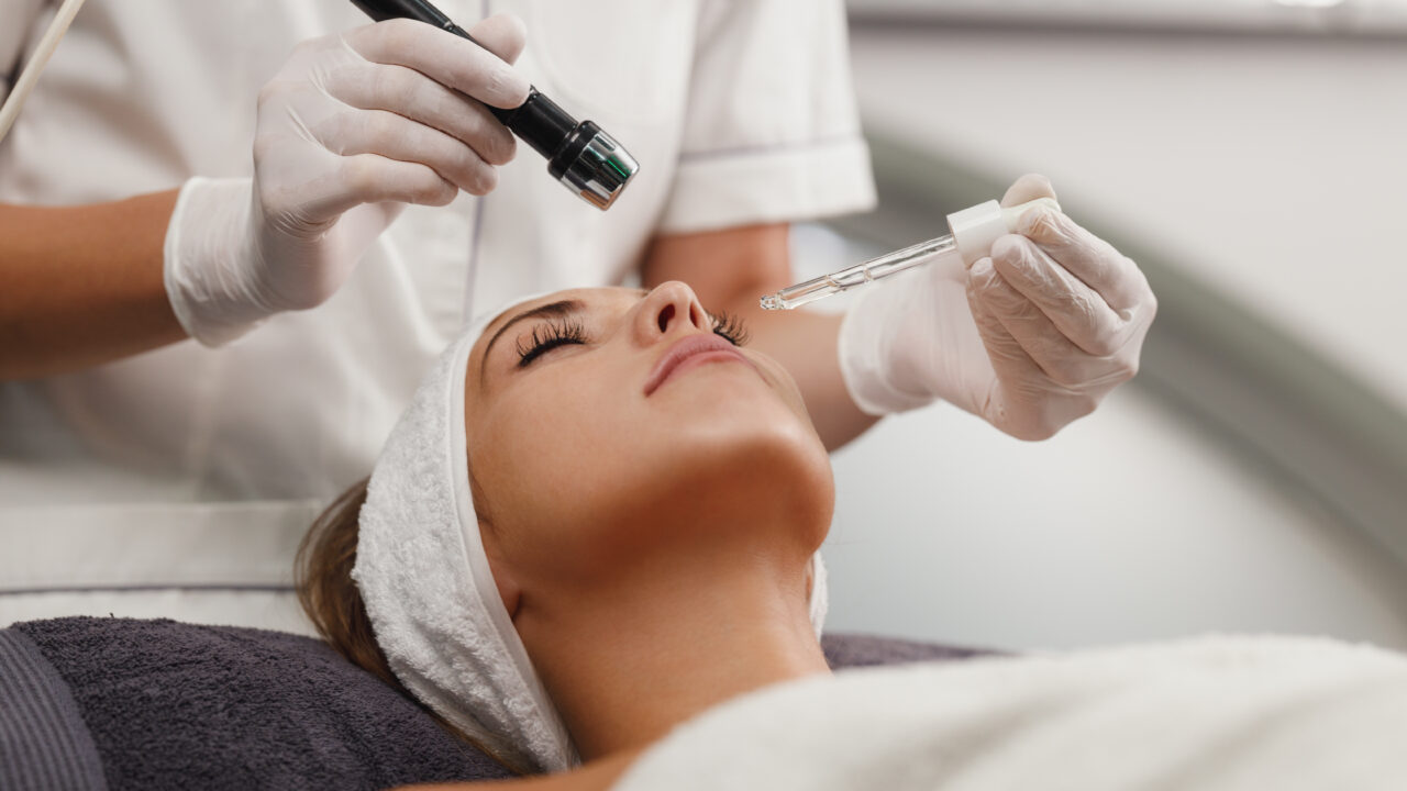 老け顔の原因は糖化にあった」40・50代が今すぐ実践すべき食事のコツと糖の吸収を抑えるサプリ完全ガイド